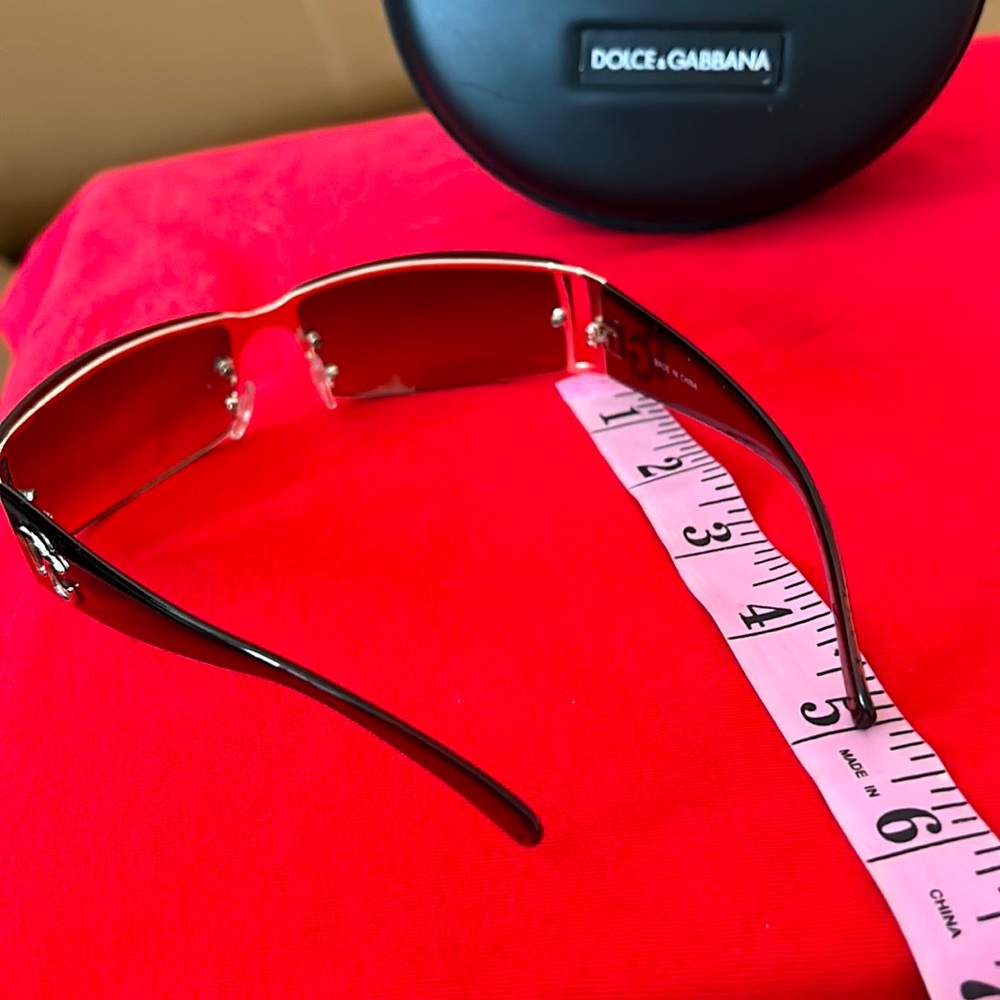 Dolce & Gabbana Brown Gradient Rimless Sunglasses - Picture 13 of 14